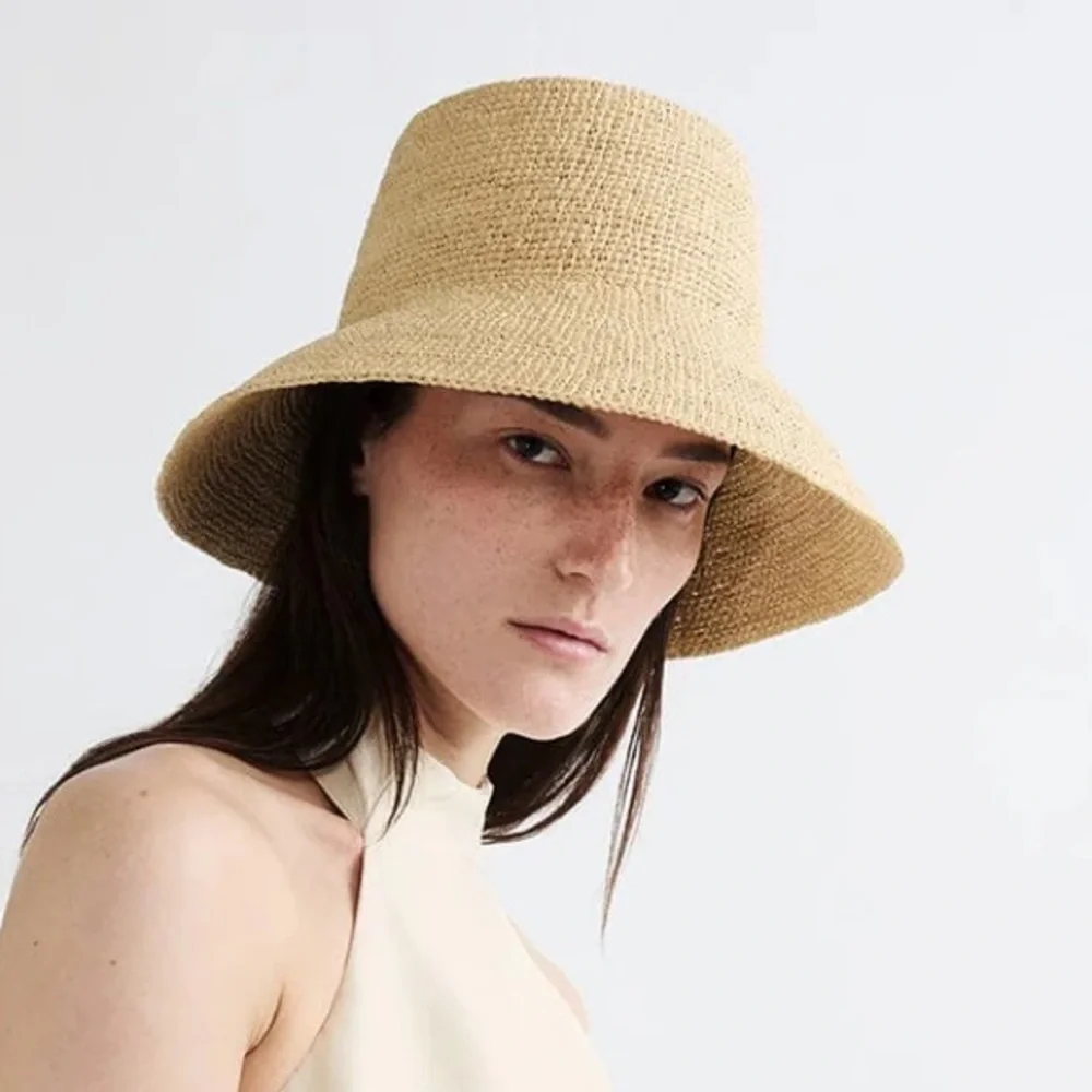 new Janessa Leone Felix packable straw raffia bucket sun hat in natural tan - Picture 2 of 9